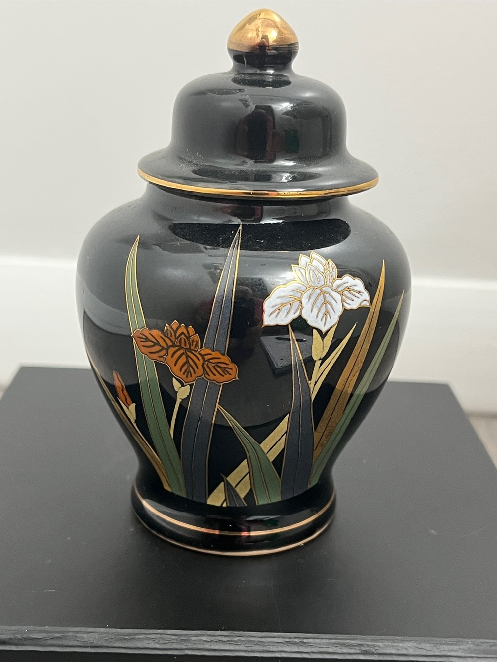 Vintage Otagiri Japan small ginger jar with Iris
